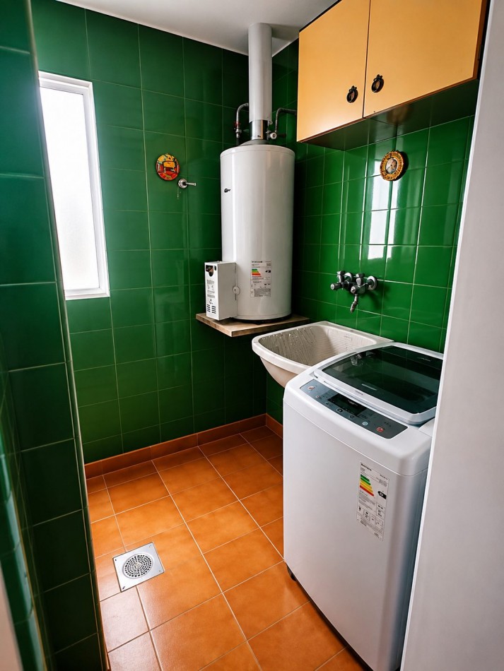 Departamento amplio en Aristobulo del Valle al 3600