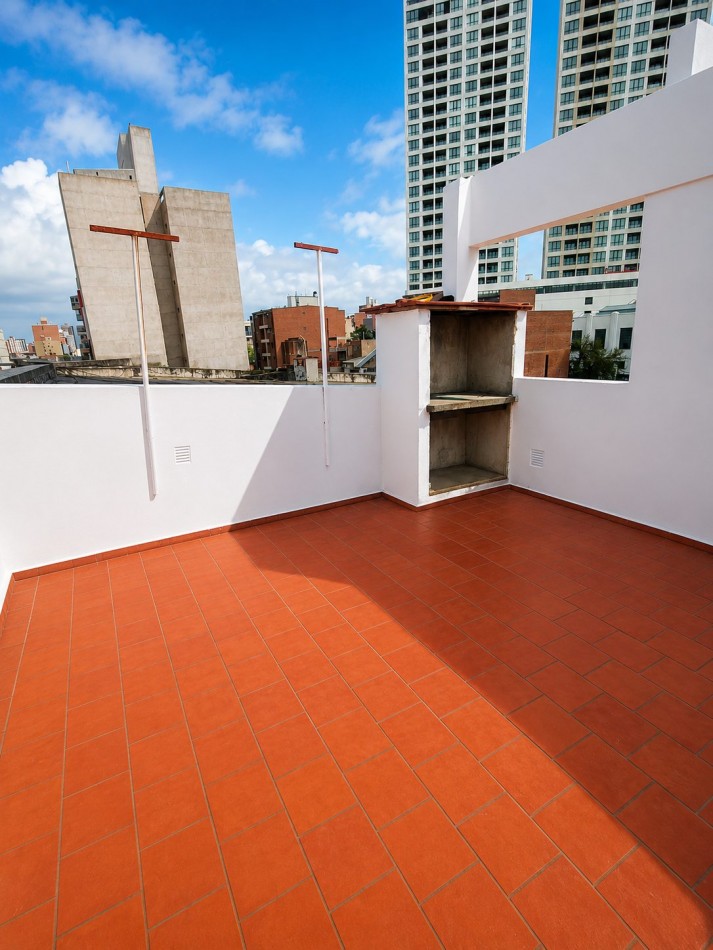 Departamento amplio en Aristobulo del Valle al 3600