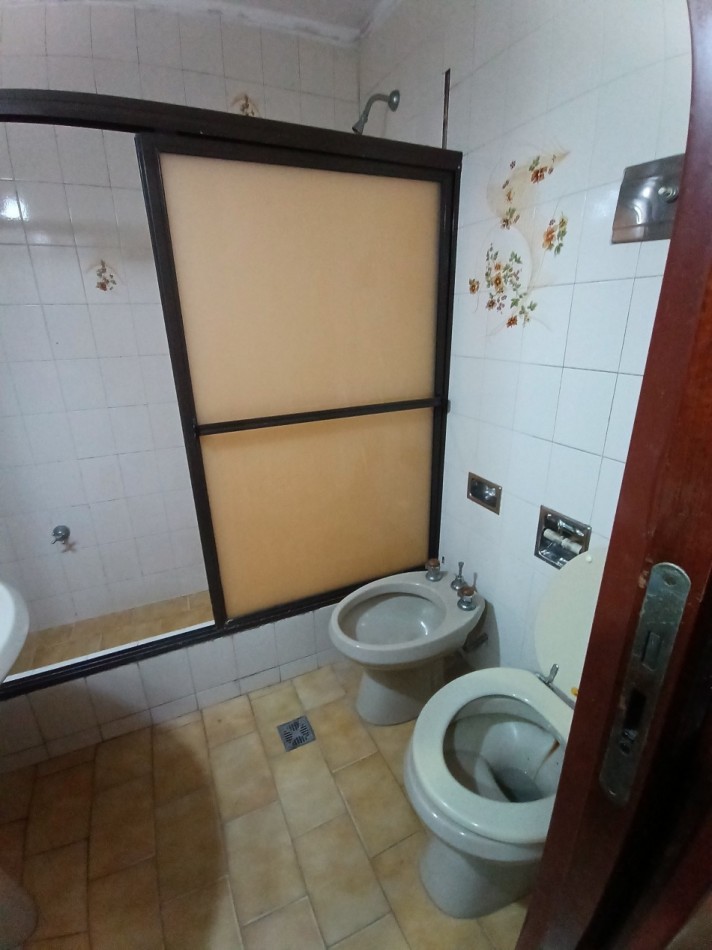 Casa en Pedro Centeno al 2900 con cochera