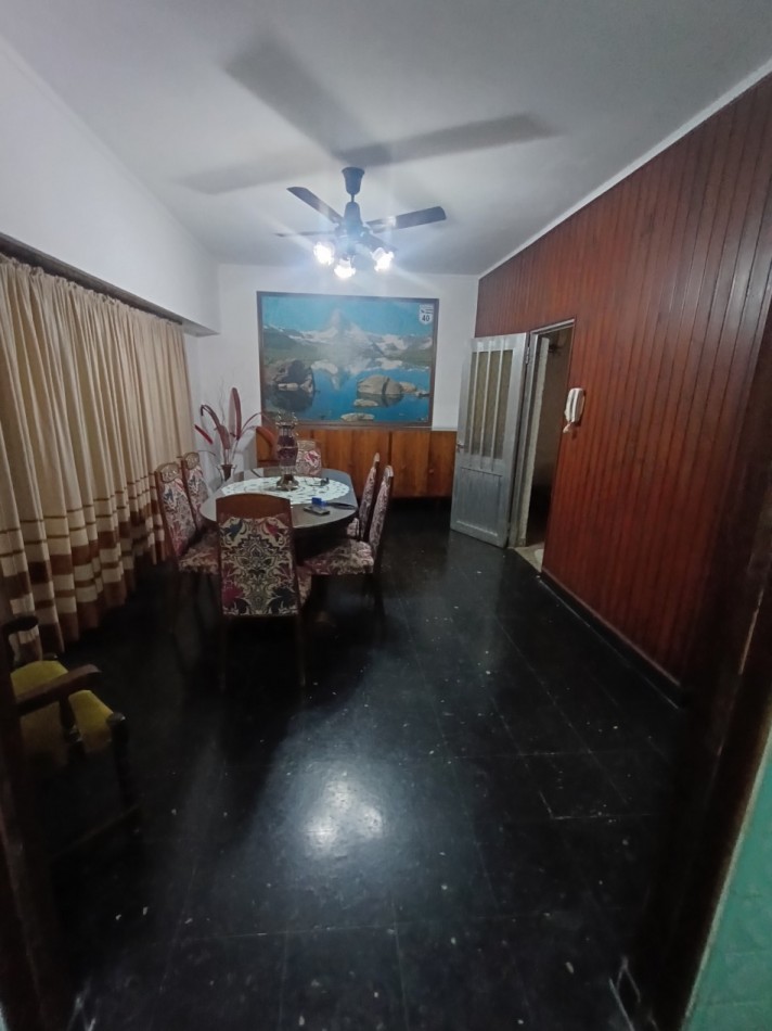 4 de Enero al 4300 Casa amoblada con cochera Barrio Fomento