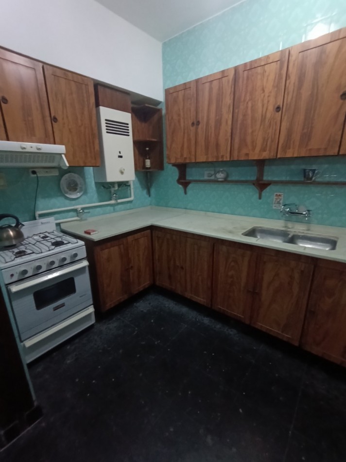4 de Enero al 4300 Casa amoblada con cochera Barrio Fomento
