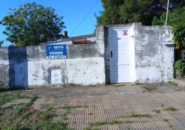 Llerena 2700 Propiedad de grandes dimensiones a la venta