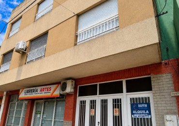 Departamento amplio en Aristobulo del Valle al 3600