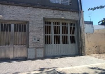 4 de Enero al 4300 Casa amoblada con cochera Barrio Fomento